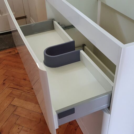 Scudo Bella floor standing vanity gloss white finish 940 x 480 x 800mm - Image 4